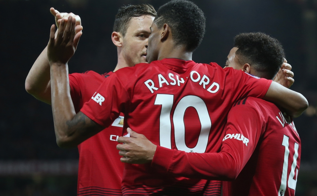 中展现出 中展现出