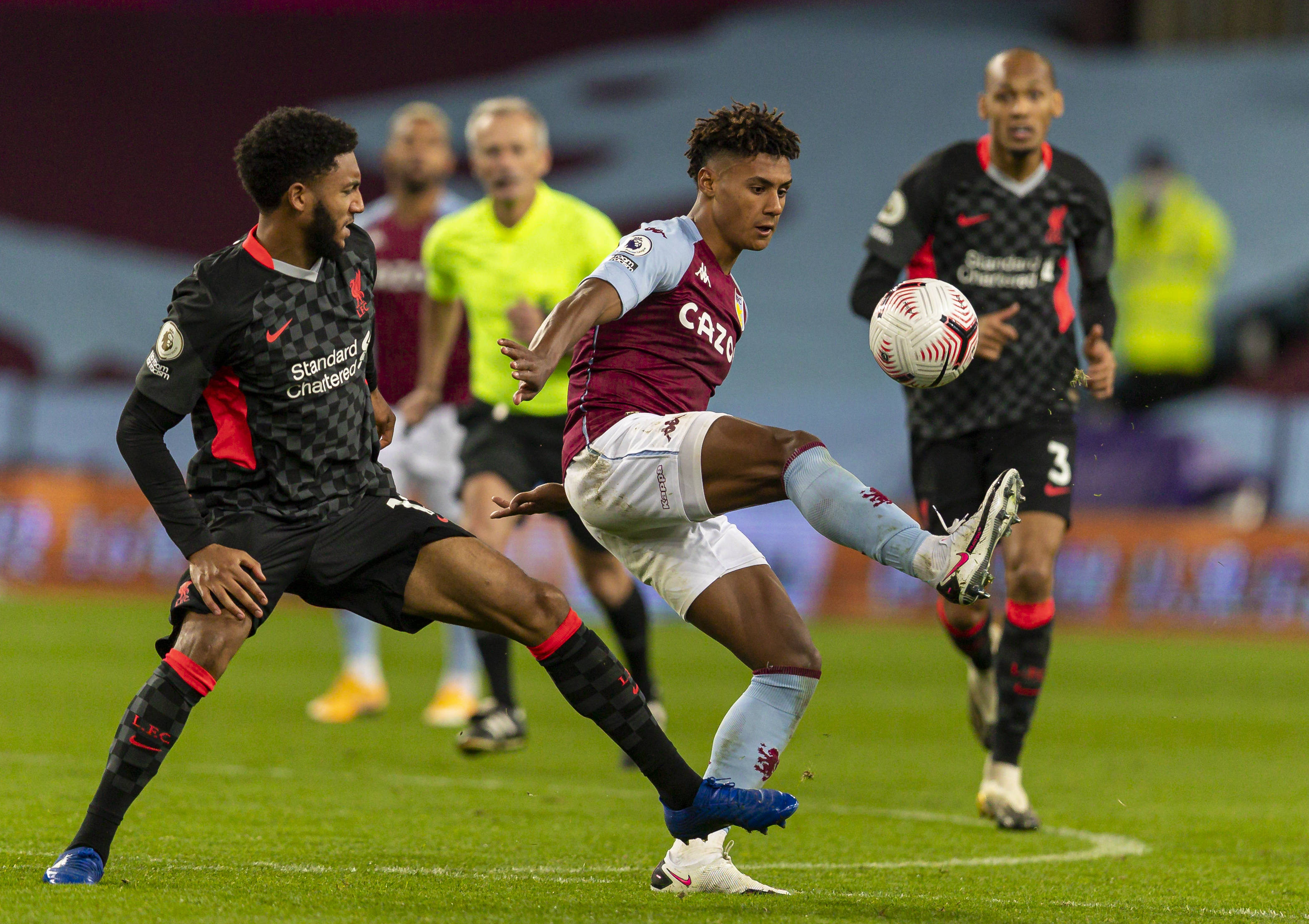 國腳保持密 國腳保持密